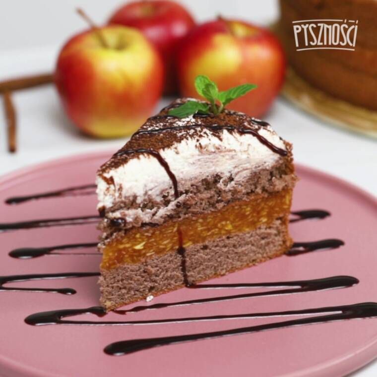 Obrane owoce poszatkuj drobno w robocie kuchennym. Dzięki temu urządzeniu zrobisz to w mgnieniu oka w bardzo prosty sposób.