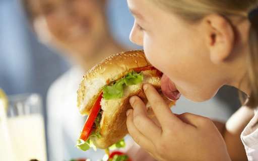 Czy można się uzależnić od fast foodów?