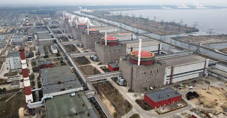 Silne eksplozje na terenie Zaporoskiej Elektrowni Atomowej na Ukrainie.
