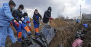 Mieszkańcy Mariupola umierają z braku wody. Ludzie piją wodę z kałuż