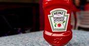 W lodówce czy na kuchennym blacie? Producent keczupu zabrał głos