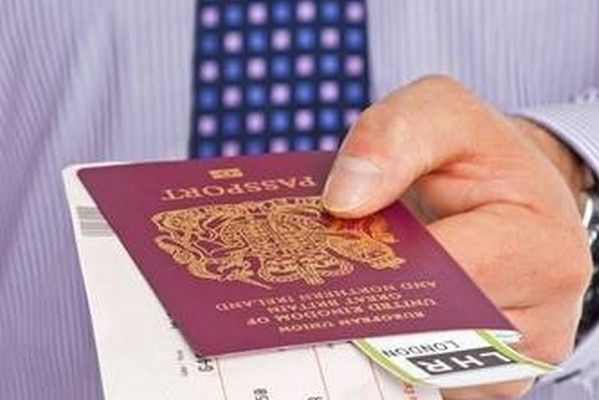 Na Wyspach obowiązują już dwa rodzaje paszportów, a być może przybędzie kolejny wzór. 