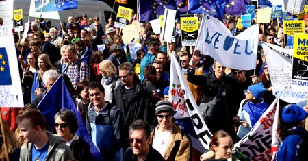Brexit płata figle. Polakom nie opłaca się jechać na Wyspy