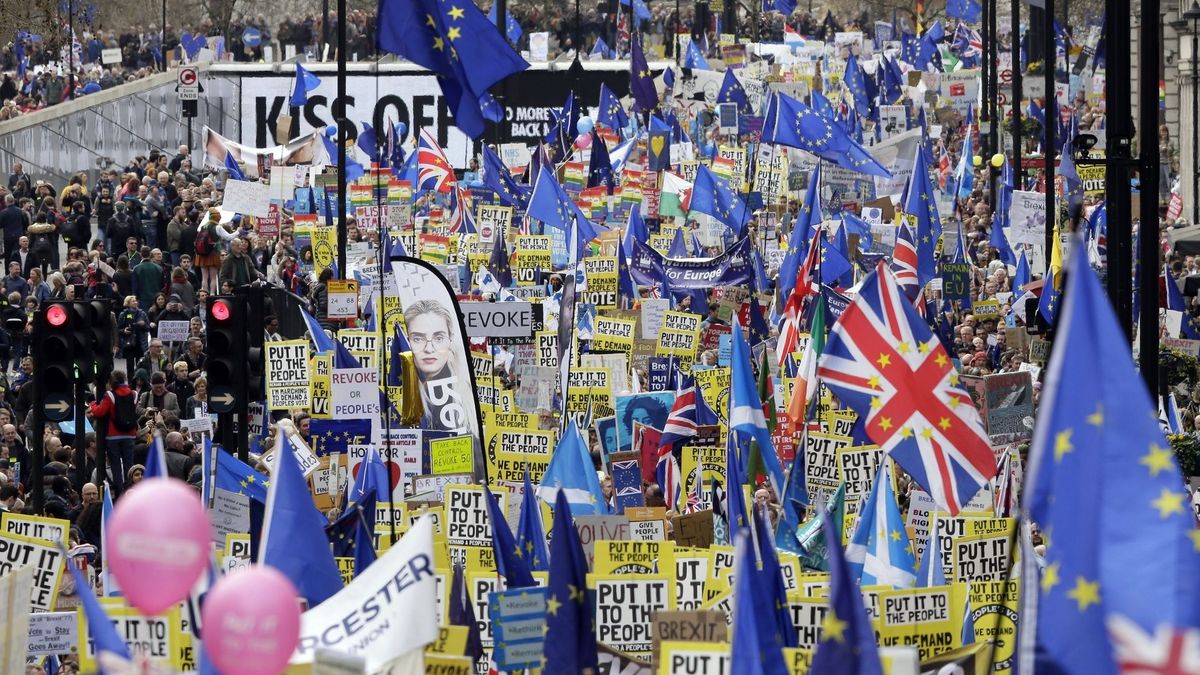 Zwolennicy kolejnego referendum. Na ulice Londynu w sobotę wyszło blisko milion osób