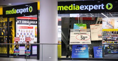 "Promocja" w Media Expert. Karta podarunkowa warta 50 zł przeceniona... na 50 zł