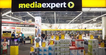 Media Expert daje rabaty za dobre oceny na świadectwie. Nie powtórzył błędów z zeszłorocznej akcji