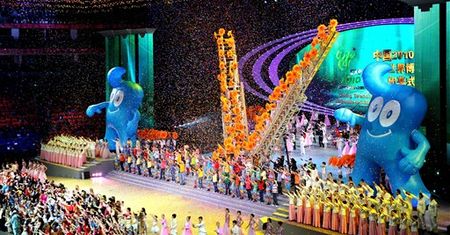 Schetyna wziął udział w ceremonii zamknięcia Expo
