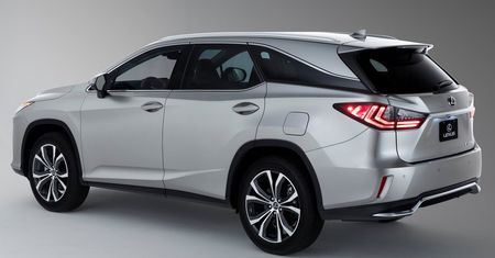 Lexus wprowadza siedmioosobowego SUV-a. RX L niebawem trafi do Europy