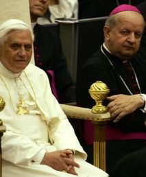 Papież: dziękuję abp. Dziwiszowi za to, co zrobił dla Jana Pawła II