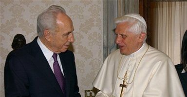 Peres: Benedykt XVI odwiedzi Izrael na początku 2007 roku