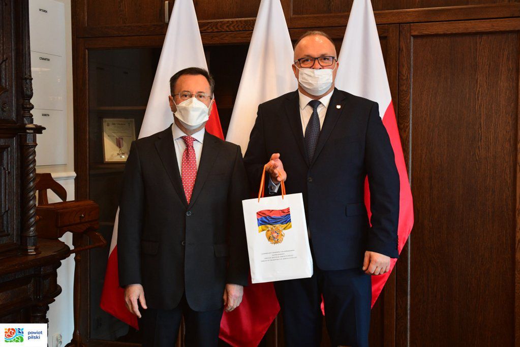 Ambasador Republiki Armenii z wizytą u Starosty Pilskiego