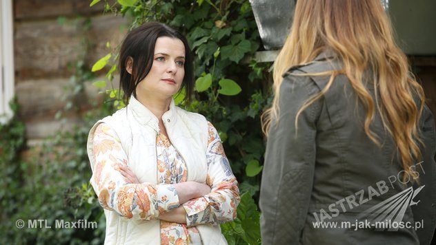 M jak miłość odcinek 1163, Jowita Budnik (mama Franka), Iga Krefft (Ula)