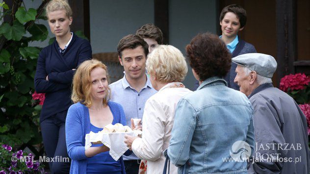 M jak miłość odcinek 1171, Mostowiakowie wracają do Grabiny