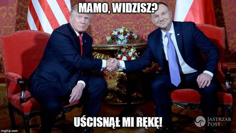 Memy z Donaldem Trumpem w Warszawie