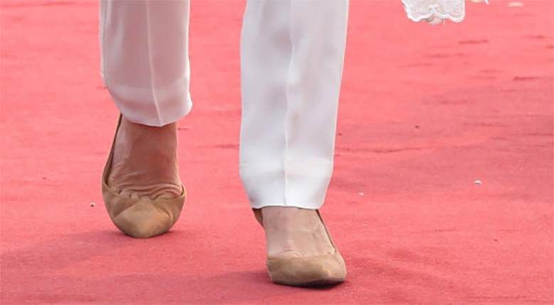 Księżna Kate w Lahaur w płaskich butach
