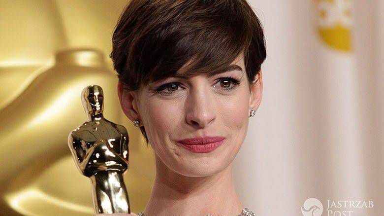 Anne Hathaway z Oscarem