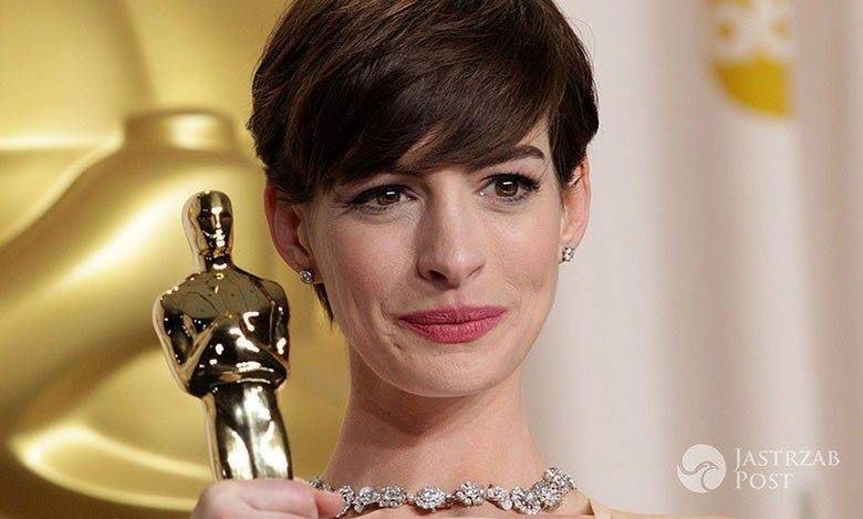 Anne Hathaway z Oscarem