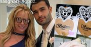 Ukochany Britney Spears wrzucił zdjęcia ze ślubu. On elegancki, za to ona… Taka suknia wymagała sporej odwagi