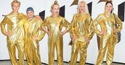 Gwiazdy w złotych kombinezonach na festiwalu w Gdyni: Magdalena Cielecka, Jakub Gierszał, Małgorzata Zajączkowska, Bożena Starucha.