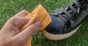 Biorę z kuchni i impregnuję buty. Ten patent zdradził mi znajomy szewc