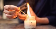 4 triki, dzięki którym wypalisz każdą świecę. Zapomnij o woskowych tunelach