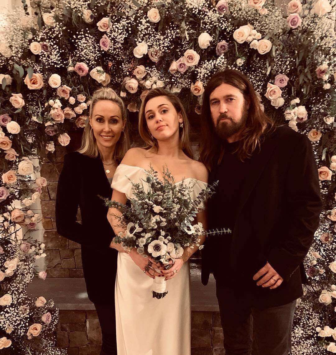 Miley Cyrus na swoim weselu z rodziną