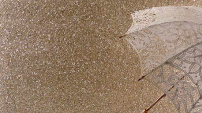 Dobrze dobrany tynk japoński sprawdzi się zarówno w aranżacjach zainspirowanych stylem nowoczesnym, jak i klasycznym