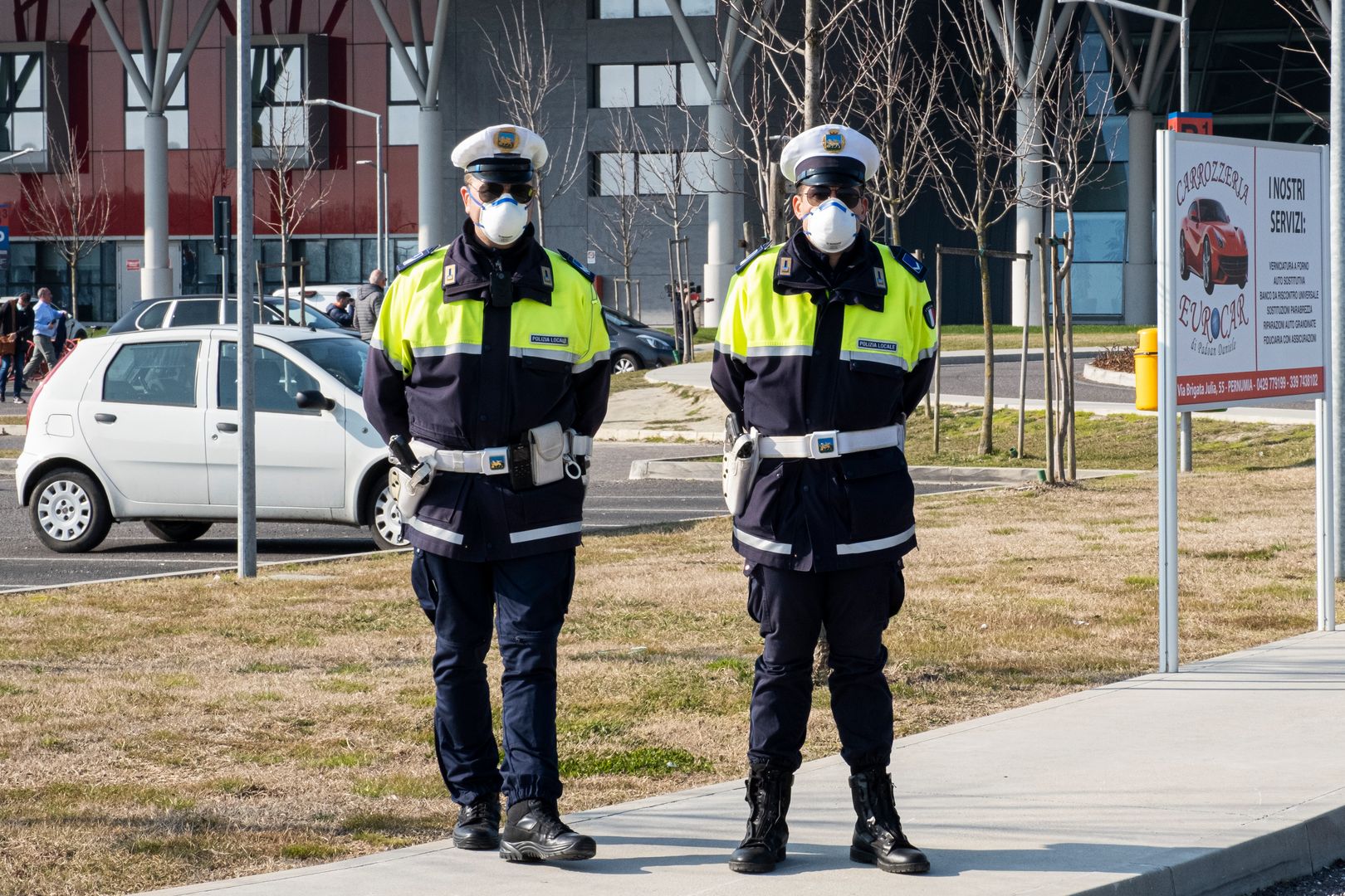 Policja na ulicach Vo' Euganeo