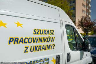Ukraińcy w Polsce. Coraz więcej chce zostać na stałe, bo zarabiają lepiej