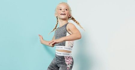 Siedmioletnia modelka bez nóg. Zawstydza nas wszystkich