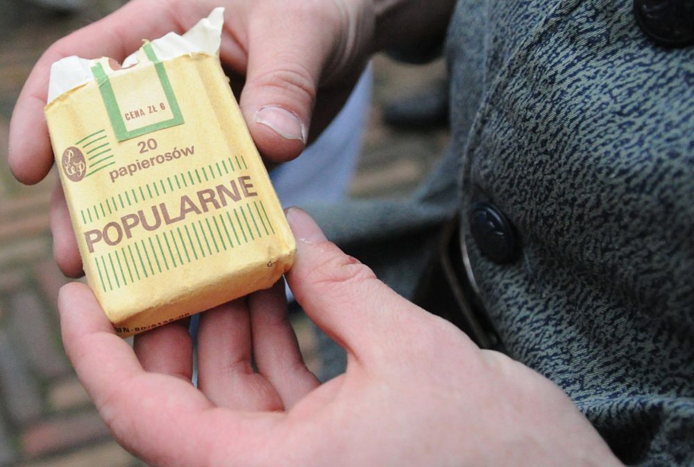 #retro Tak kiedyś się paliło. PRL poszedł z dymem