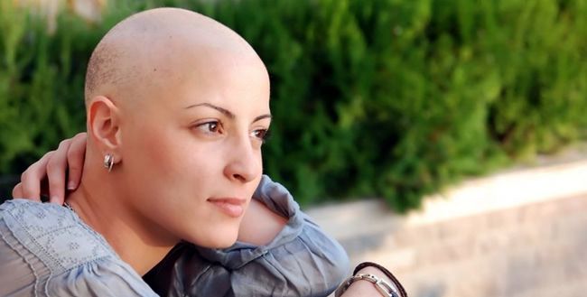 Reakcje na raka: mężczyźni wkurzeni, kobiety analizują