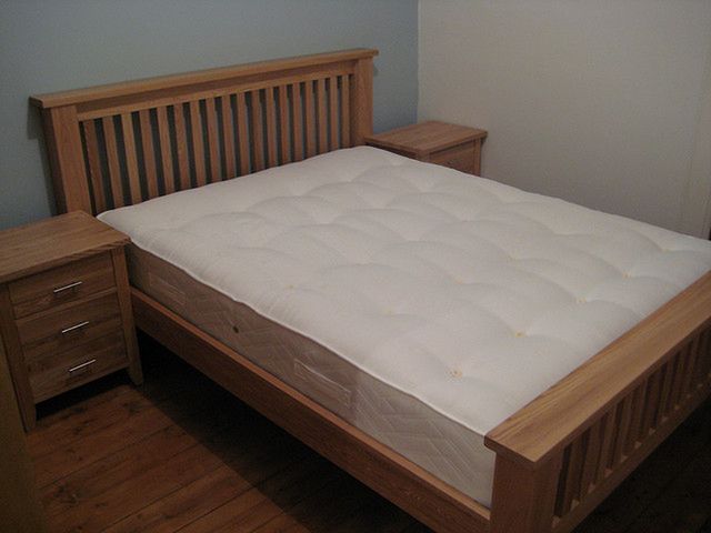 Materac może zawierać kurz lub zarodki pleśni