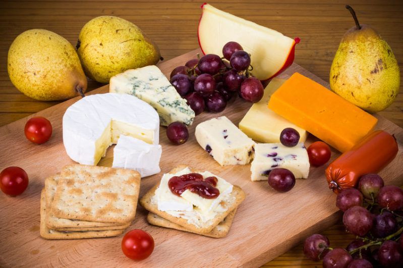 Nie tylko pomocna w kuchni. Deska do krojenia może być ozdobą Twojego domu