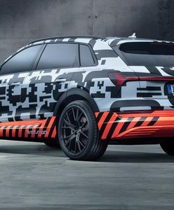 Jeszcze w kamuflażu, a już znamy cenę. Elektryczne Audi tańsze od Tesli