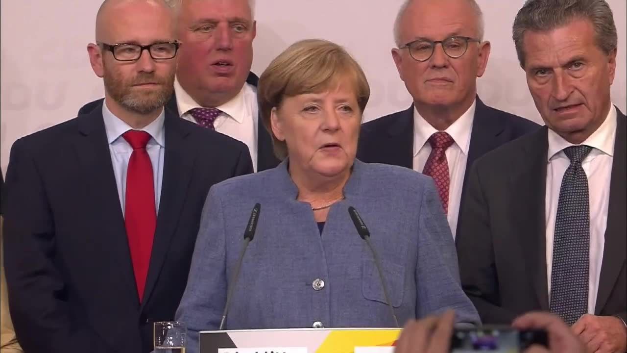 Angela Merkel zostaje jako kanclerz Niemiec. “Nie będę owijać w bawełnę, liczyliśmy na trochę lepszy wynik”