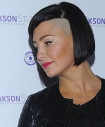 Laura Samojłoiwcz: Drapieżna i seksowna?