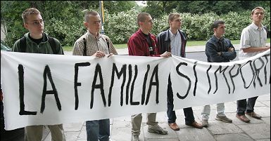 Wszechpolacy przeciw hiszpańskiemu prawu