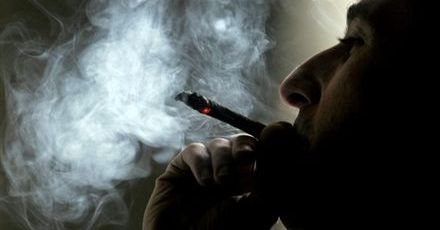 Zapalisz w pracy i szef nic Ci nie zrobi