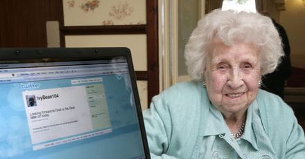 Zmarła najstarsza użytkowniczka internetu