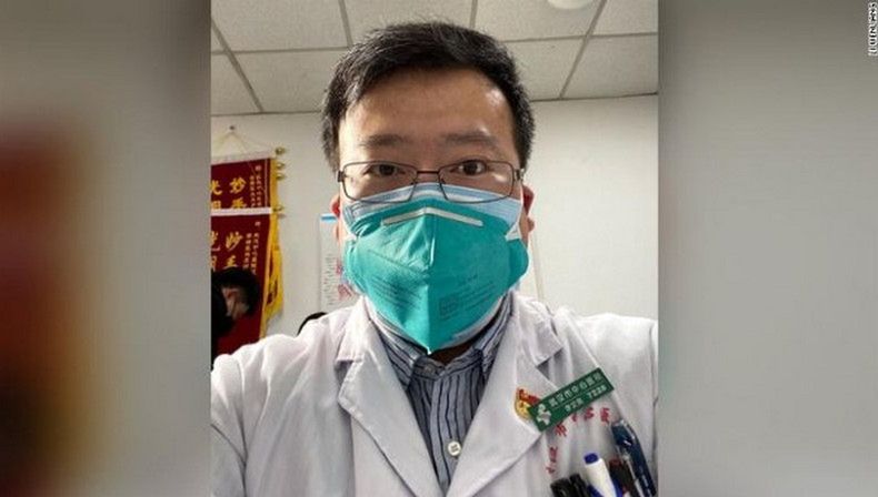 Okulista z Chin zaraził się koronawirusem przez oczy