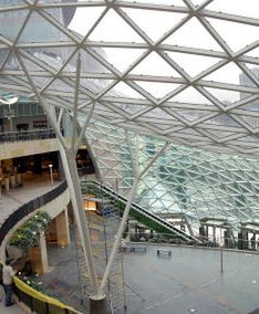 Centrum handlowe "Złote Tarasy" już otwarte