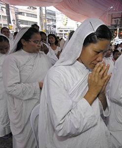 Watykan grozi kobietom-księżom ekskomuniką