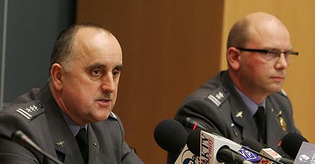 MON ujawnił bilingi: trzykrotnie dzwoniono do BBN