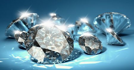 Diamentowy pył w kosmetykach: chwyt marketingowy czy składnik – cud?