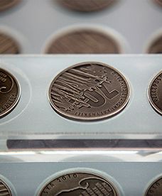Monety znalezione we wraku smoleńskiego tupolewa