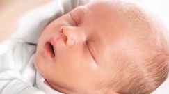 Cechy noworodka, które nie powinny nas niepokoić