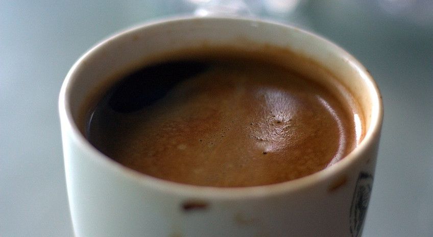 Najwięcej Polaków pije kawę z mlekiem