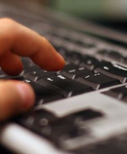 "Na Kaczyńskiego", "na fajną laskę" - na co jeszcze naciągają e-żebracy?