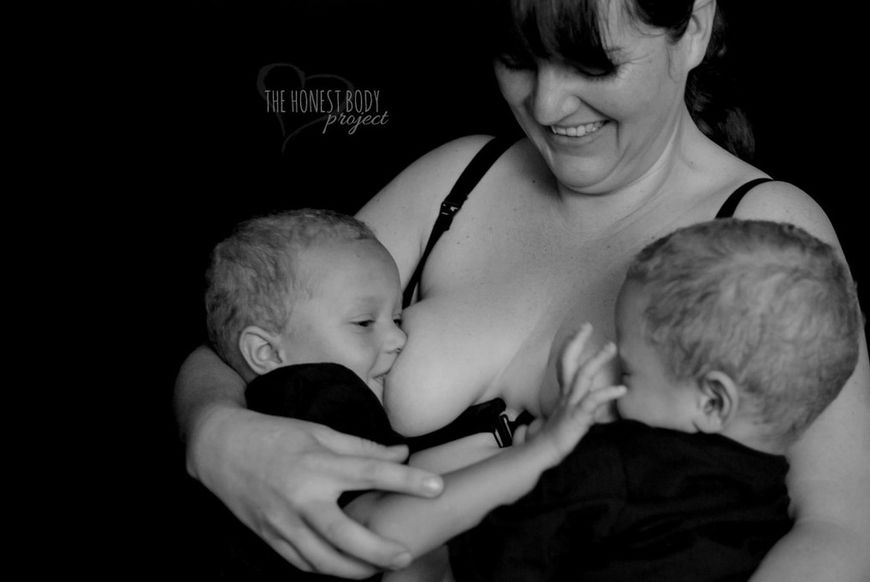Karmienie piersią powyżej roku - fotografie Natalie McCain